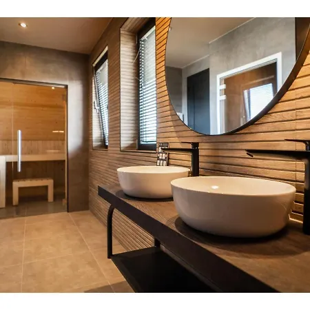 Luxury With Sauna Only A Few Minutes From The Villa *