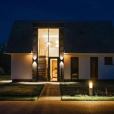 Luxury With Sauna Only A Few Minutes From The Villa