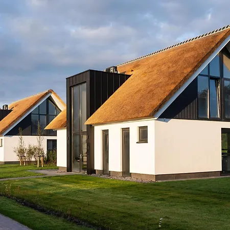 Luxury With Sauna Only A Few Minutes From The
